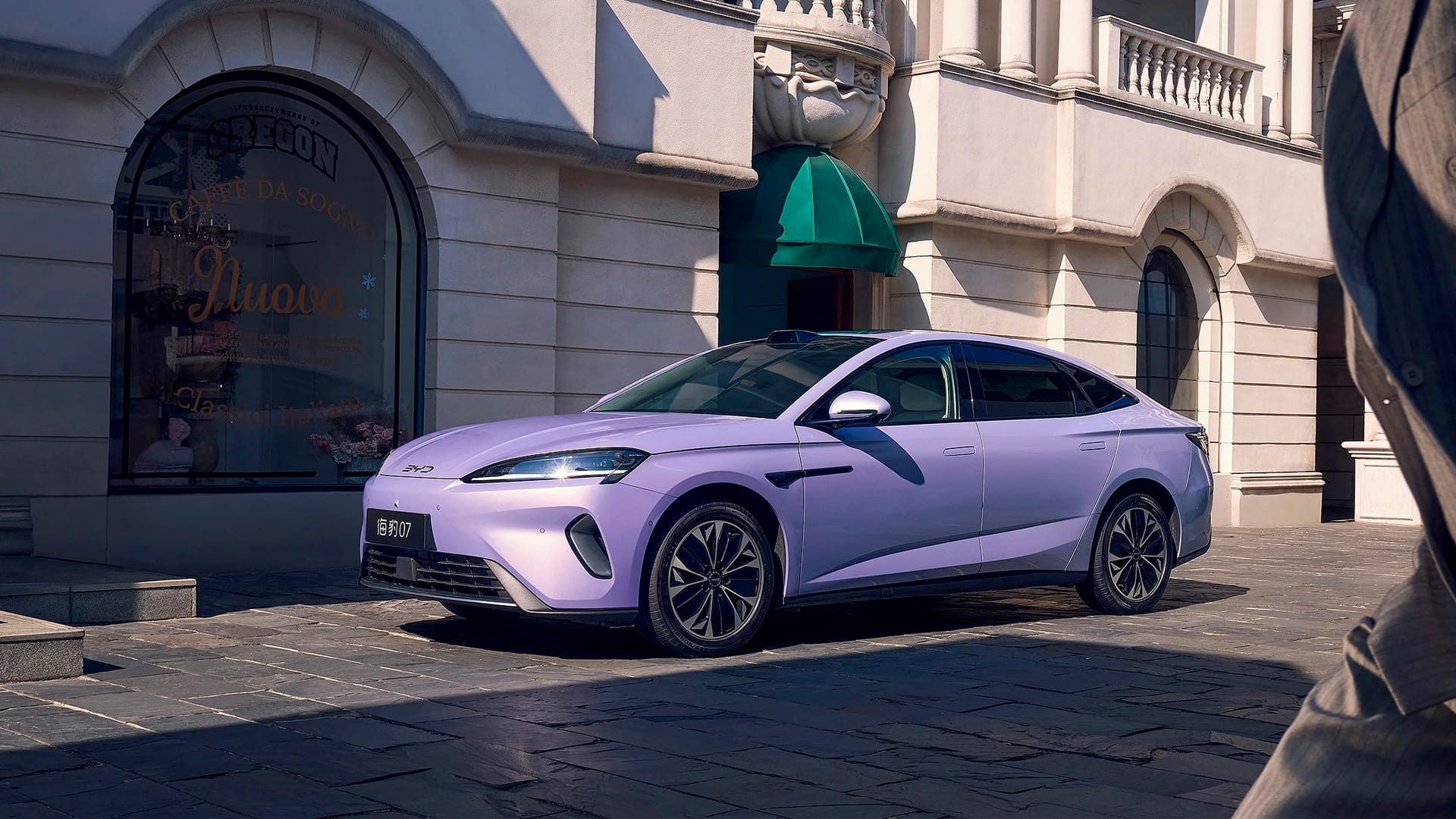 Электромобили BYD Seal 07 из Китая